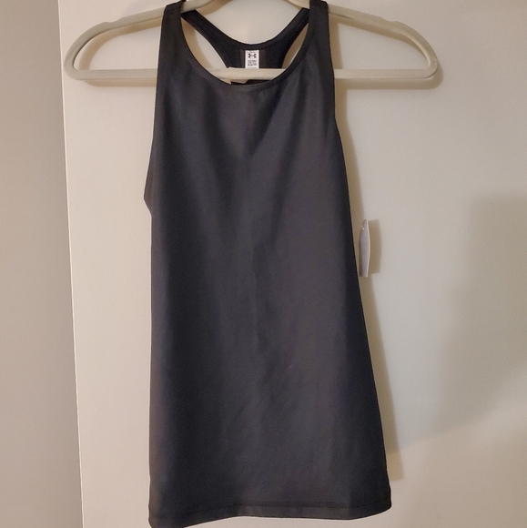 Black athletic tops - Picture 3 of 6